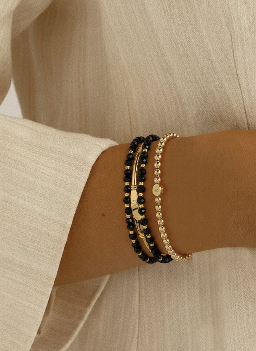 Гривни с естествени камъни