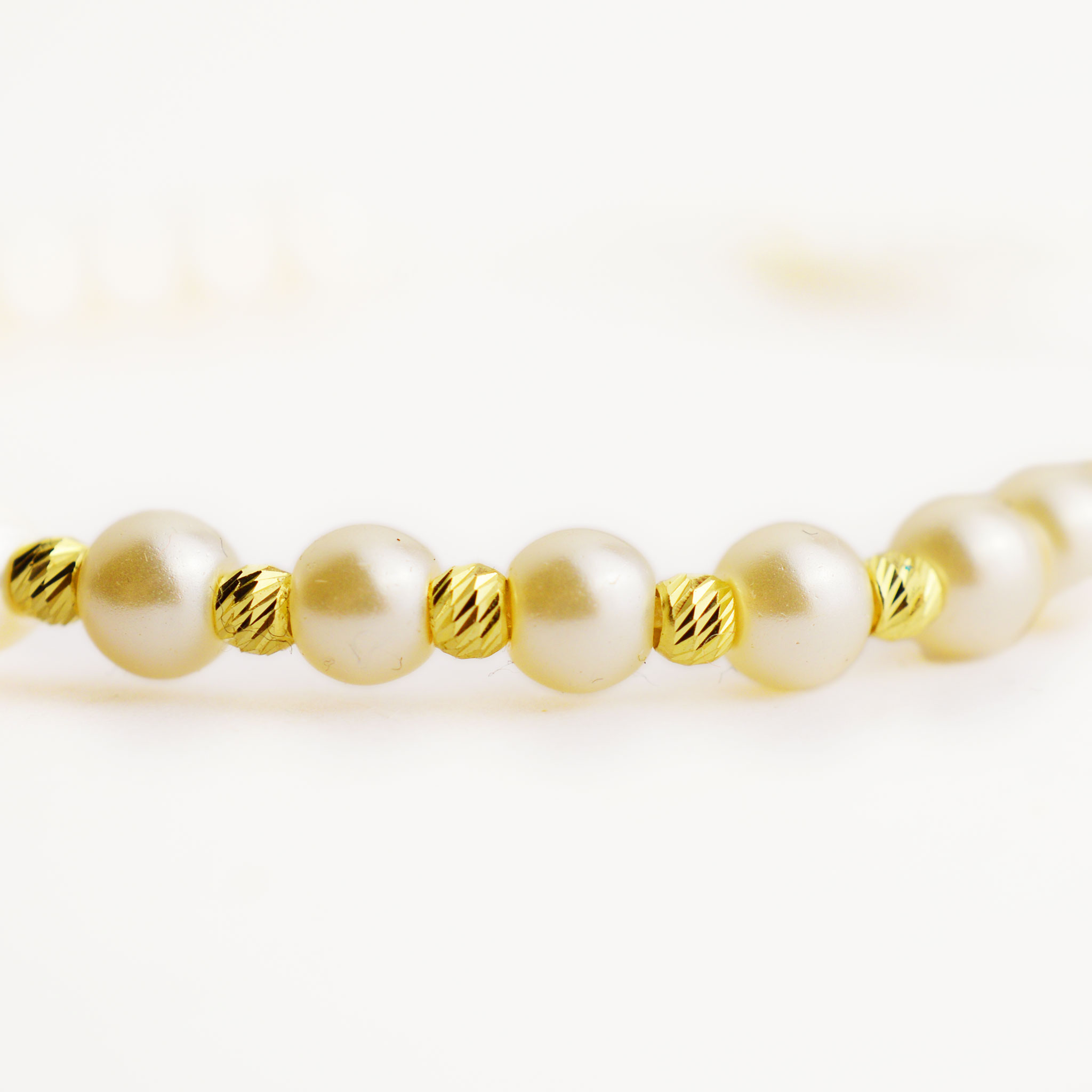 Злато на конец с перла (6mm)